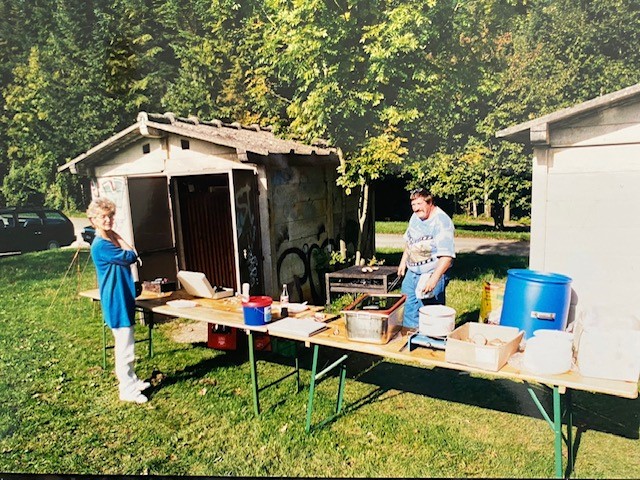 René als Küchenchef an einem der unzähligen Freundschaftsfliegen auf den Sichtern, ca. 1997